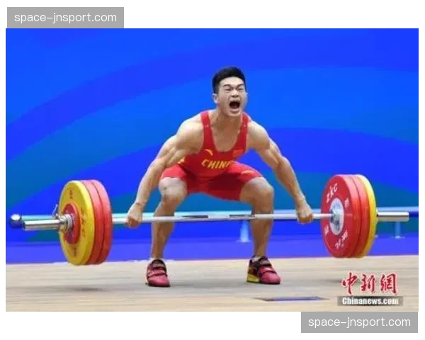 社区举重挑战赛在澳大利亚兴起,强调“举得标准”而非“举得重” 社区举重挑战赛在澳大利亚兴起,强调“举得标准”而非“举得重”