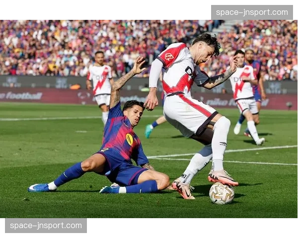 坎塞洛去留悬而未决，巴萨与沙特展开1500万欧元博弈